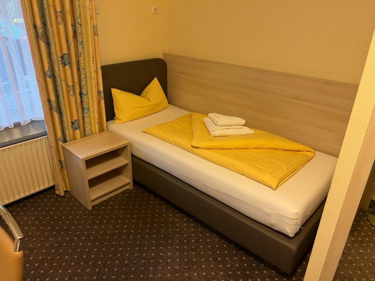 M&M Hotel - Зееветал Екстериор снимка