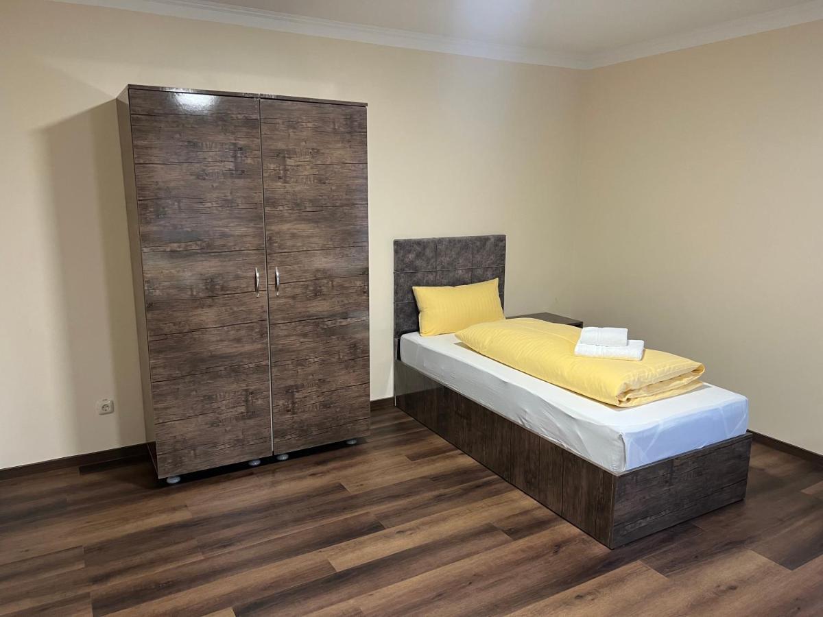 M&M Hotel - Зееветал Екстериор снимка