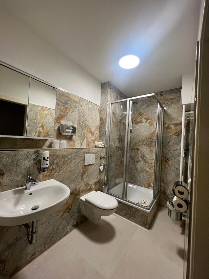 M&M Hotel - Зееветал Екстериор снимка