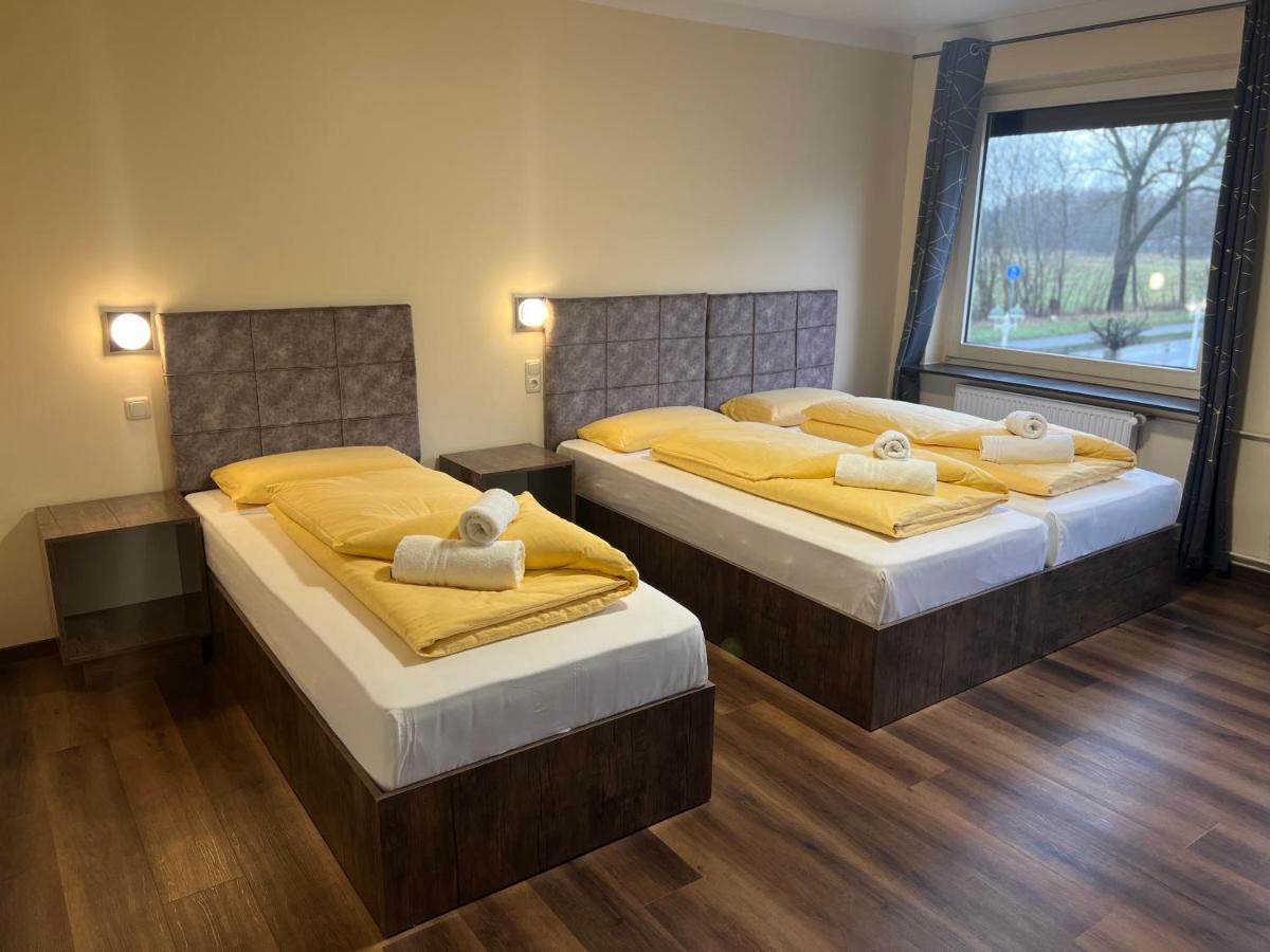 M&M Hotel - Зееветал Екстериор снимка