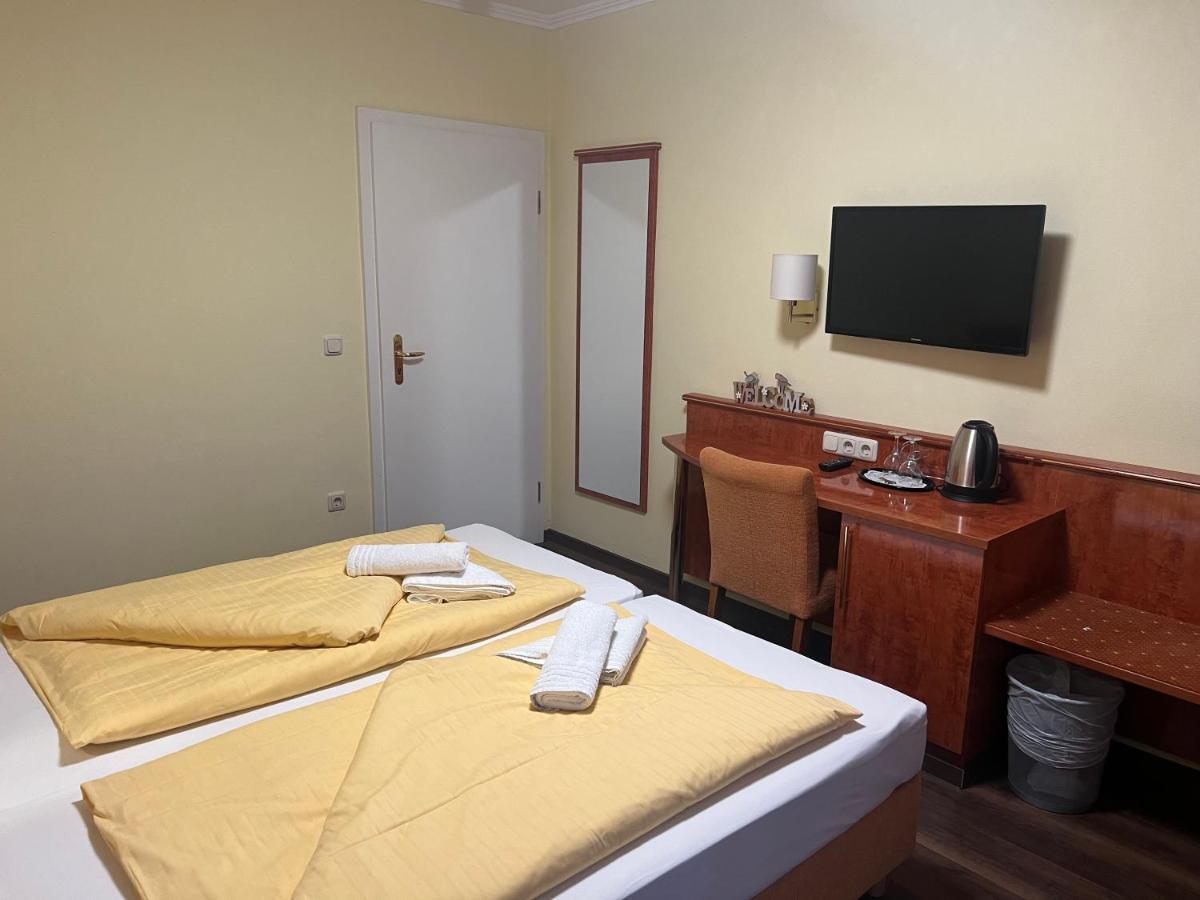 M&M Hotel - Зееветал Екстериор снимка